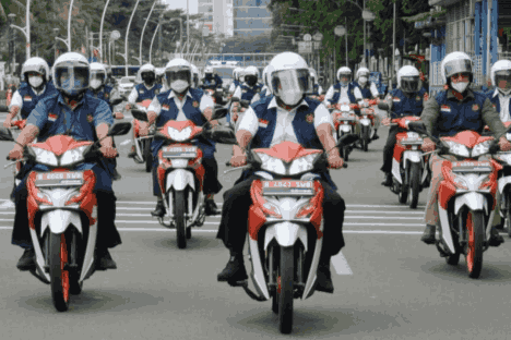 Beda ‘Rasa’ Menkeu Purbaya dan Menperin Agus soal Insentif Motor Listrik Rp5 Juta/Unit