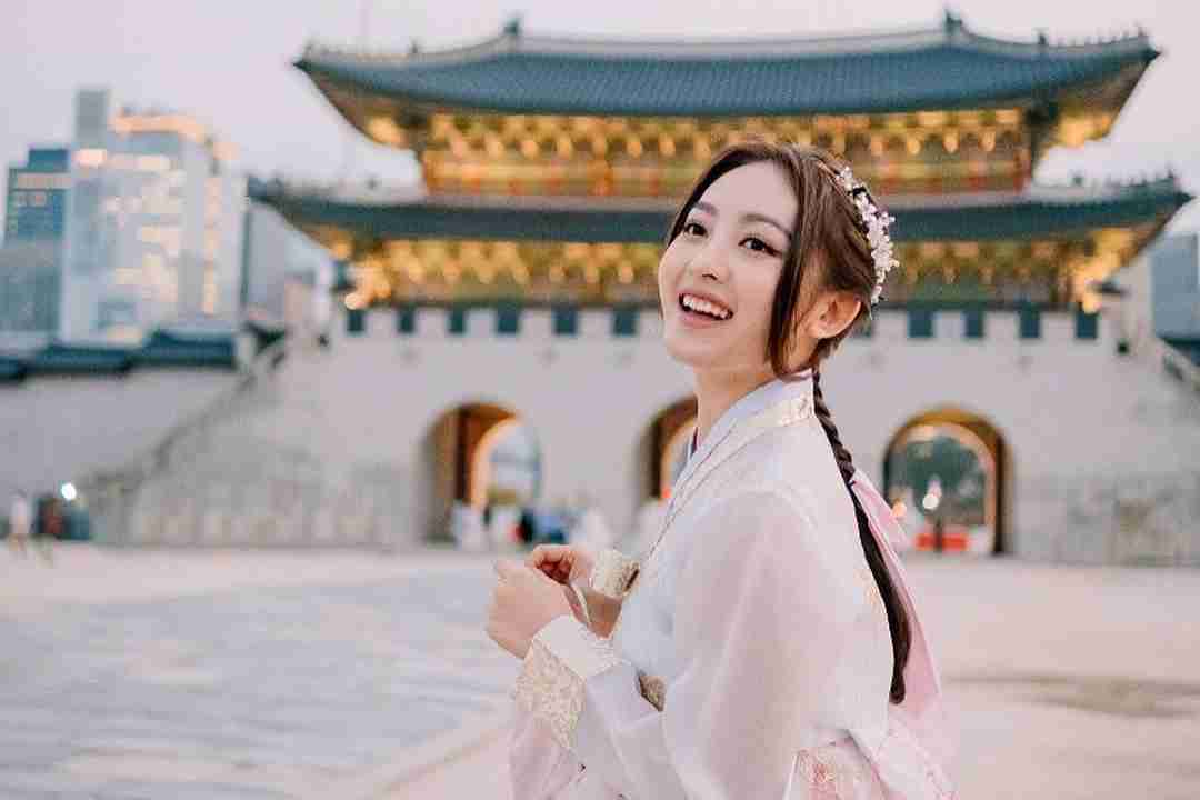 Profil Natasha Wilona Kisah Asmara Gaji Kontroversi Dan Foto Waktu Muda