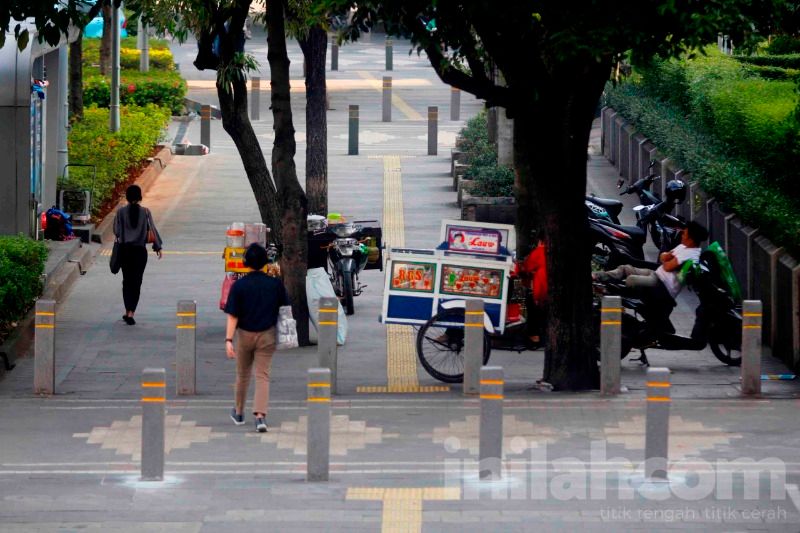 WFH ASN Picu Pergeseran Ekonomi, Sektor Ini yang Paling Terdampak