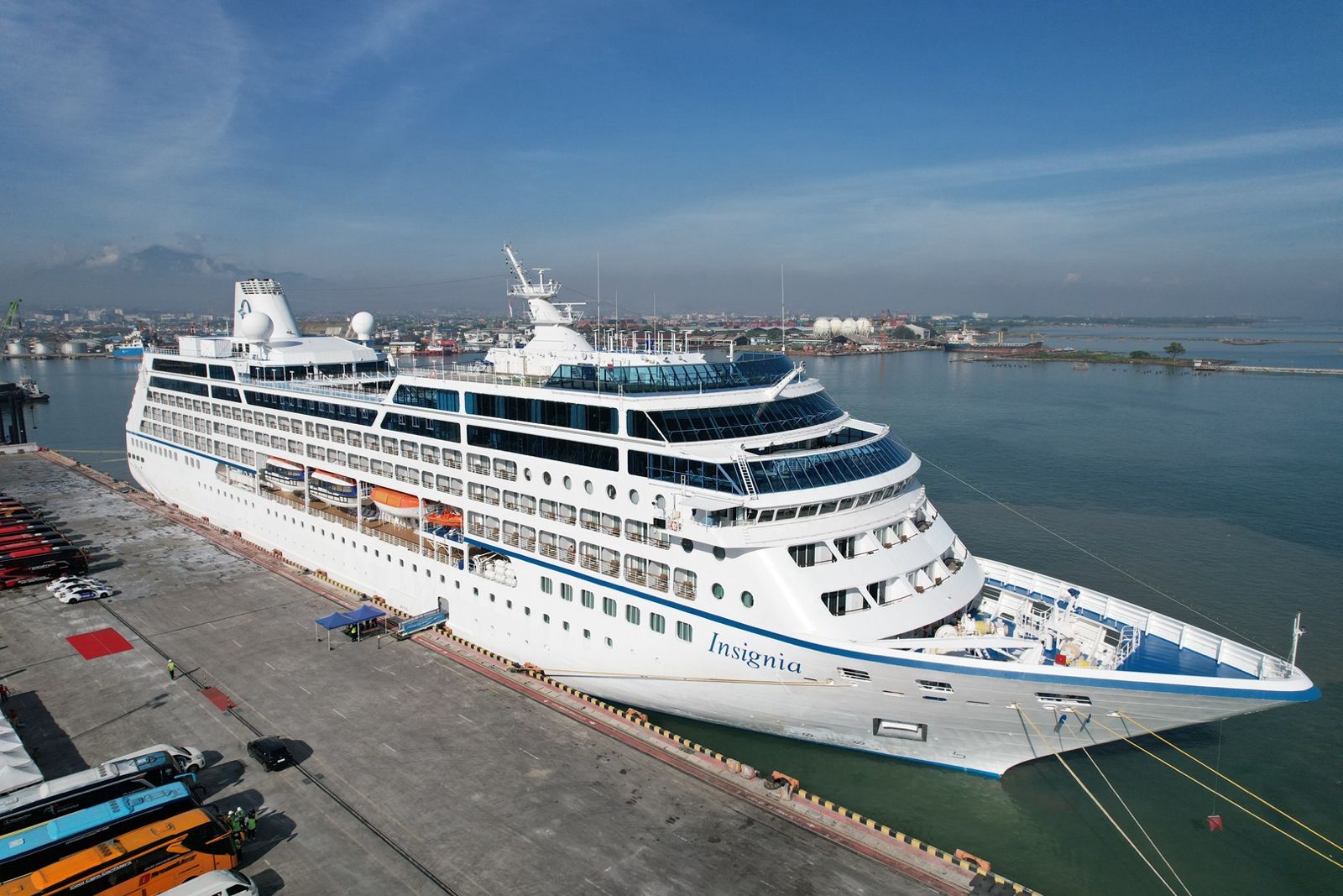 MS Insignia Sandar di Semarang, Bea Cukai Pastikan Prosedur Kepabeanan ...