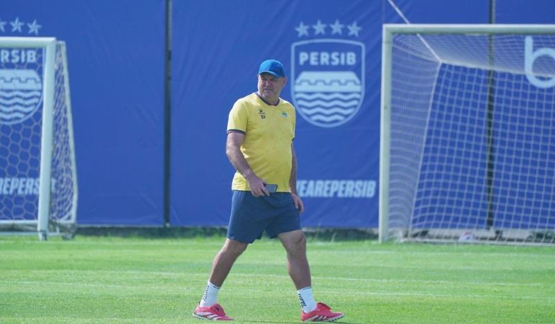 Persib Tandang Ke Makassar Tanpa 2 Pemain Andalan