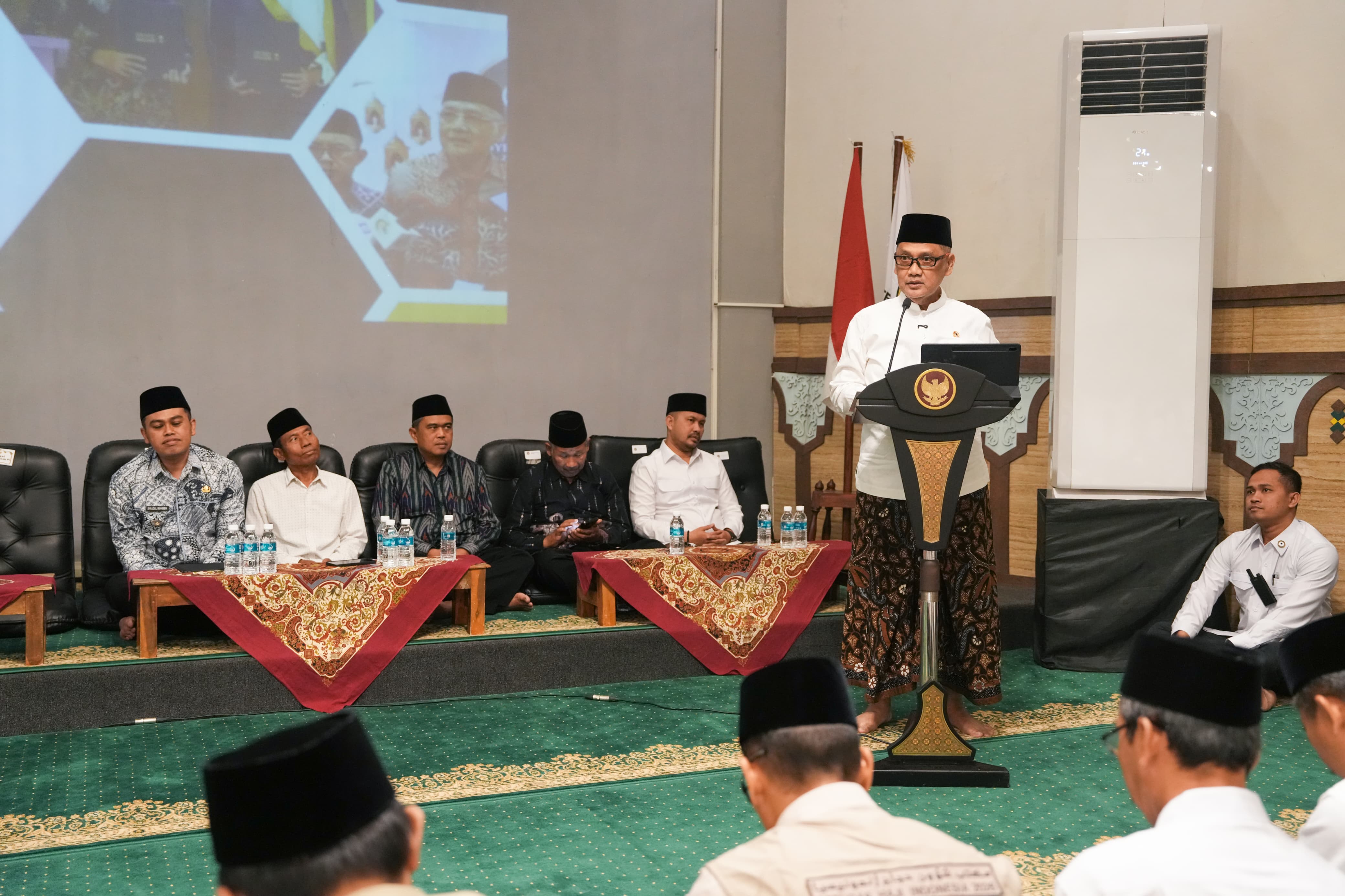 Avtur Naik dan Rute Berubah, Prabowo Wanti-wanti Biaya Haji tak Dibebankan ke Jemaah
