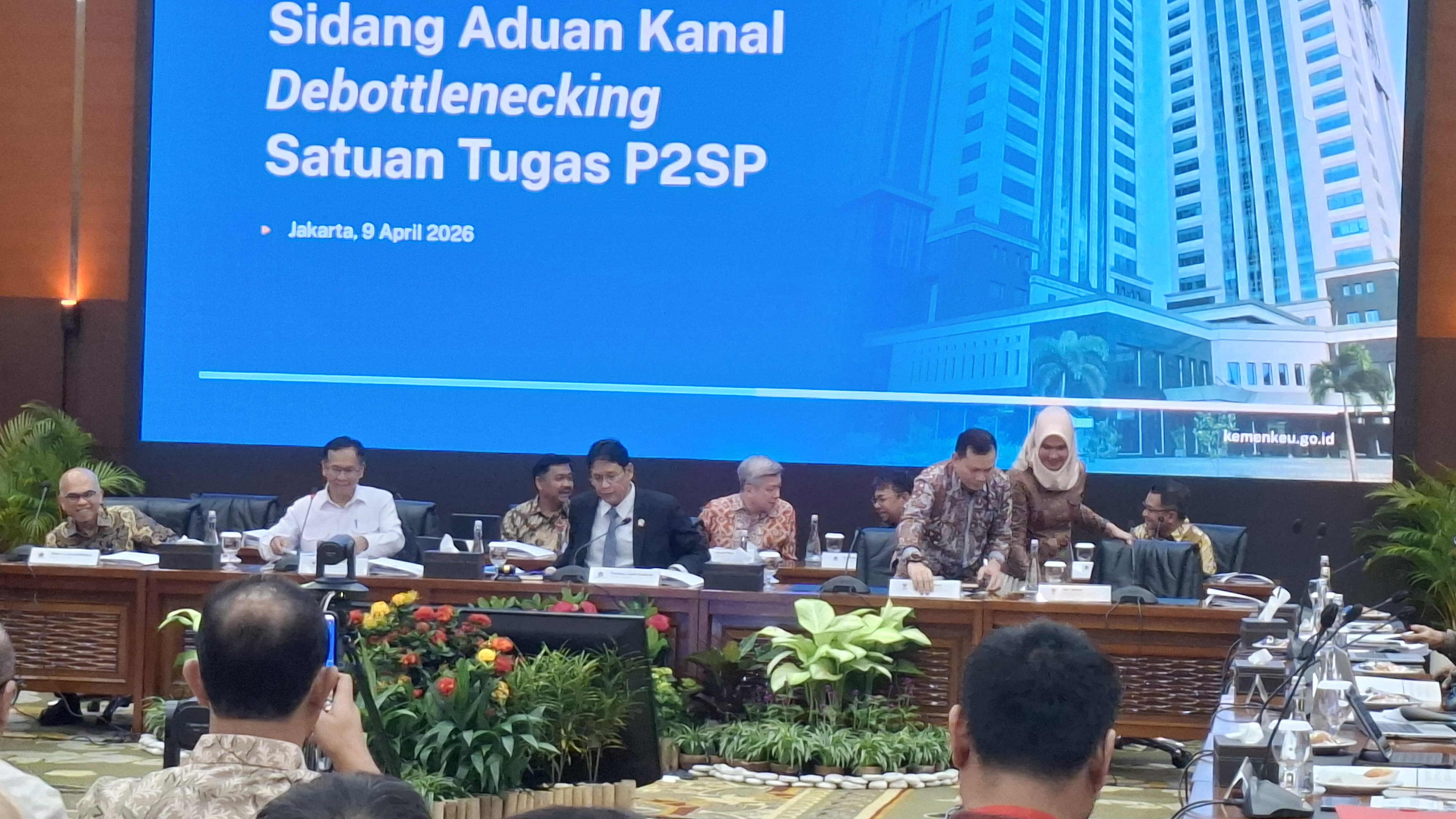 Sidang Satgas Debottlenecking, Purbaya Temukan Kemenhut Hambat Izin Investasi di Riau