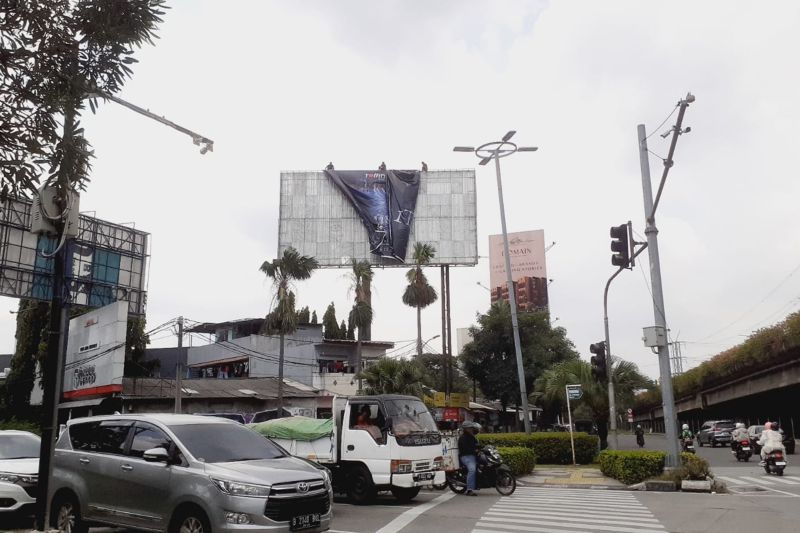 Gara-Gara Bikin Trauma Anak Kecil, Pemprov DKI Copot Iklan Film Horor di Tiga Lokasi Ini