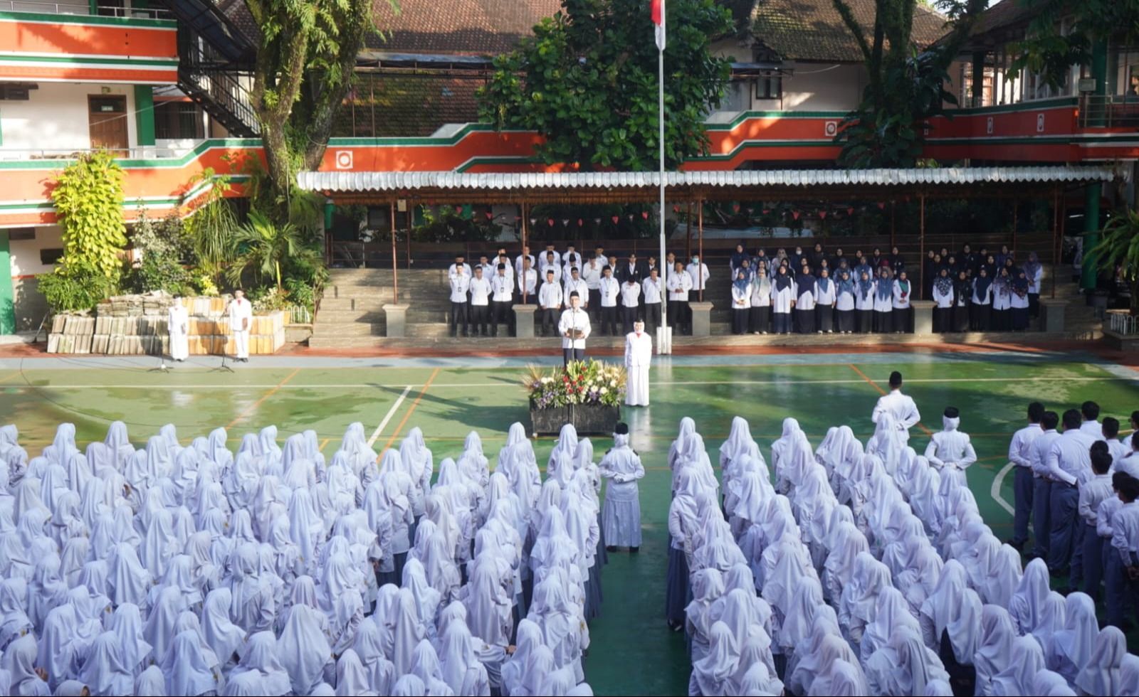 Cetak Rekor! 95 Siswa MAN 2 Kota Malang Tembus PTN dan Kampus Dunia