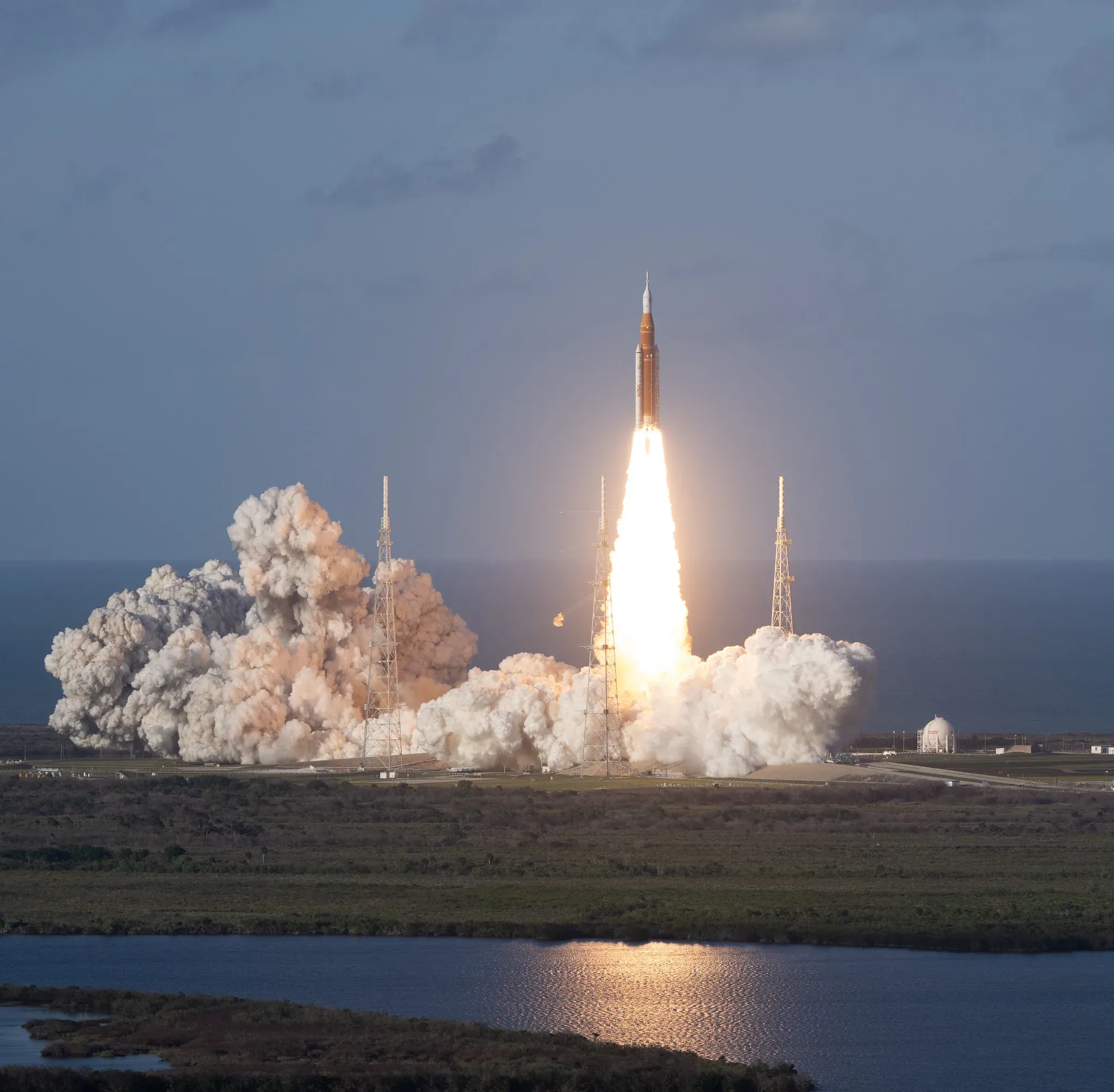 Setengah Abad Menanti, NASA Akhirnya Terbangkan 4 Astronaut Lintasi Bulan