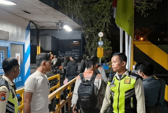 Ledakan di Pabrik Baja Sidoarjo Buat Geger Warga, Tiga Pekerja Dilaporkan Jadi Korban