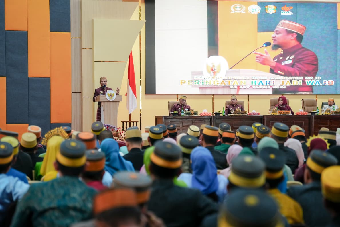 Gubernur Sulsel Tegaskan Konektivitas Jalan dan Irigasi Dipercepat pada Hari Jadi Wajo ke-627