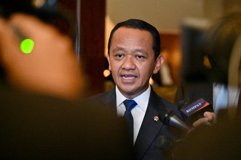 Bahlil Pertimbangkan Opsi SPBU Swasta Tanggung Selisih Harga Pertamax Cs dengan Minyak Dunia