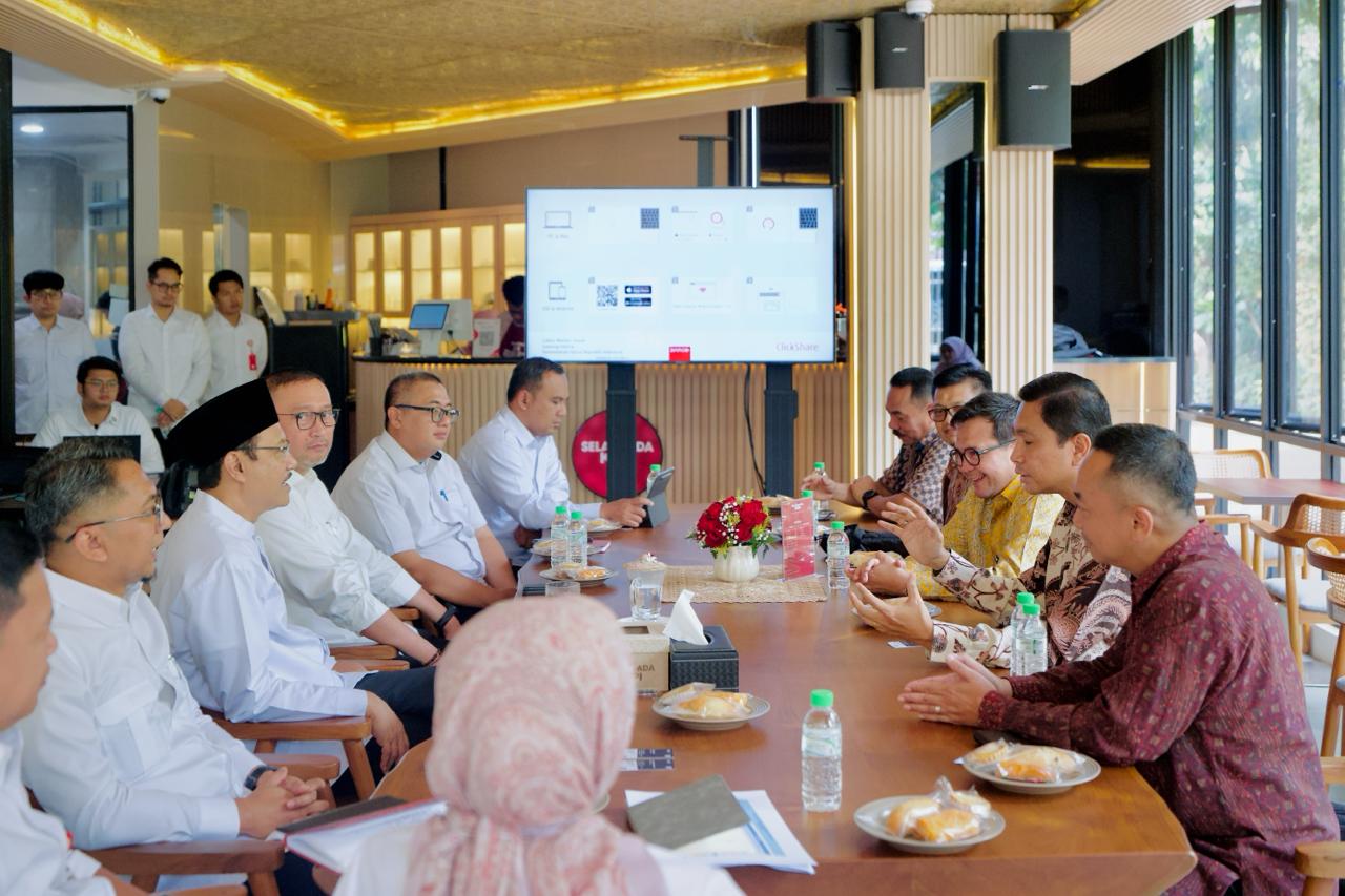 Kemensos dan PT Pos Siapkan Skema Pemberdayaan Penerima Bansos