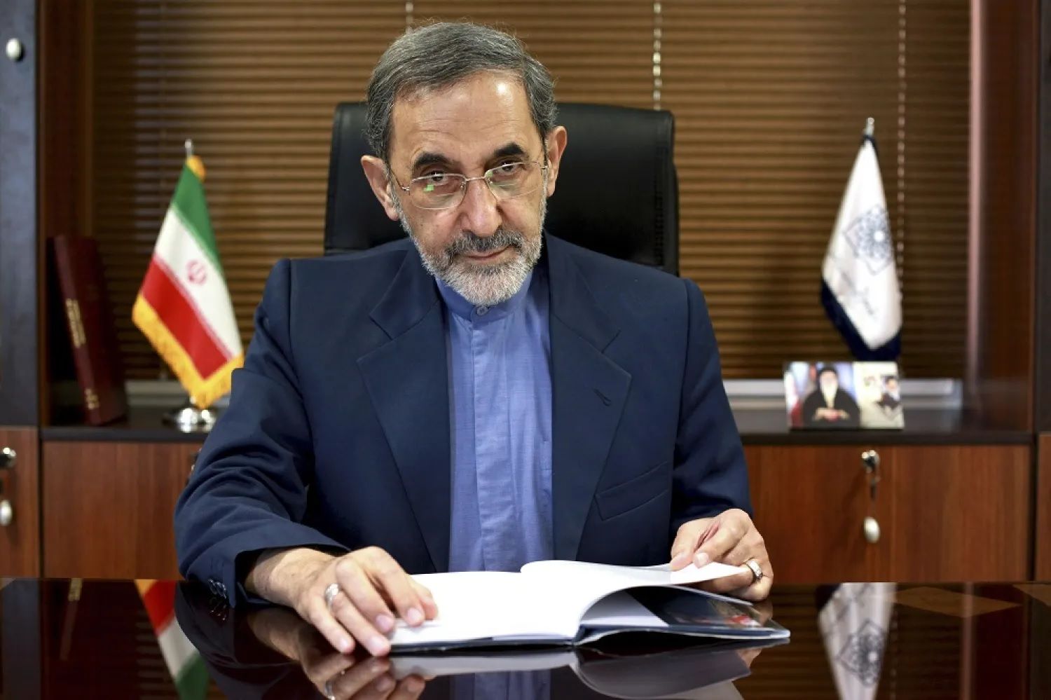 Teheran Kunci Selat Hormuz untuk Musuh, Sebut Gertakan Trump Cuma Ilusi