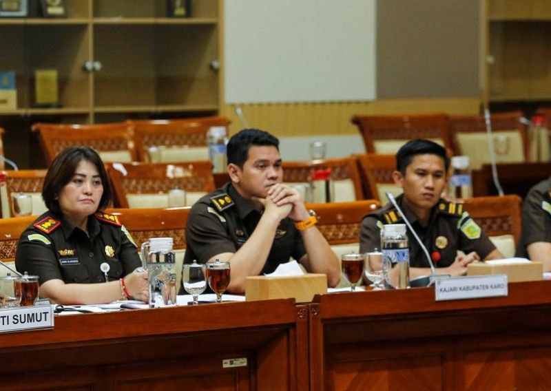 Buntut Penanganan Kasus Amsal Sitepu, Kajari Karo hingga JPU Diamankan Kejagung