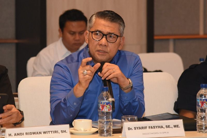 Dua Kapal Kargo Minyak Singapura Tujuan RI Balik Arah, DPR: Pemerintah Perlu Jajaki Negara Lain