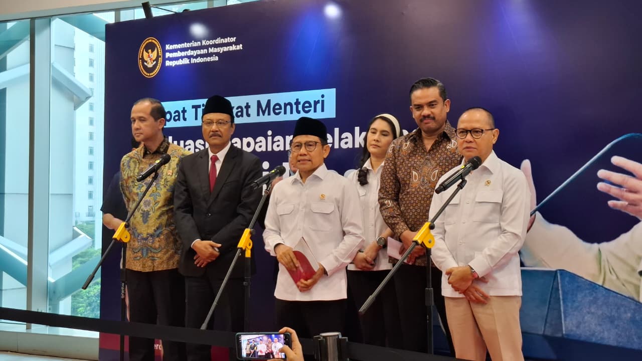 Kemiskinan Ekstrem Turun, Menko Muhaimin Akui Program MBG Sangat Mujarab