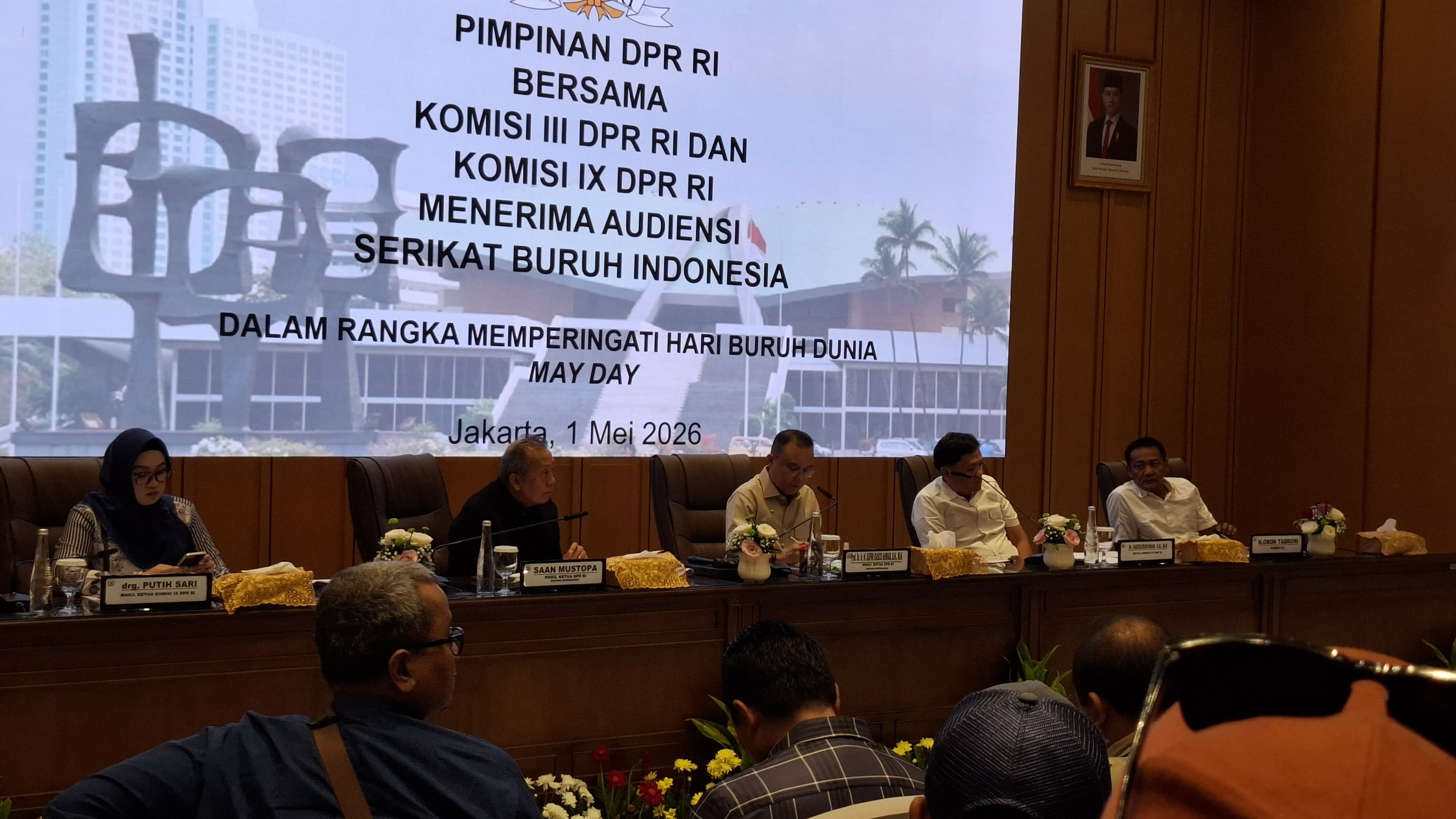 DPR Ajak Buruh Susun UU Ketenagakerjaan, Dasco: Target Rampung Tahun Ini