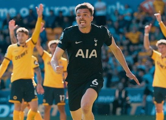 Spurs Akhirnya Menang, Tapi Masih di "Jurang"
