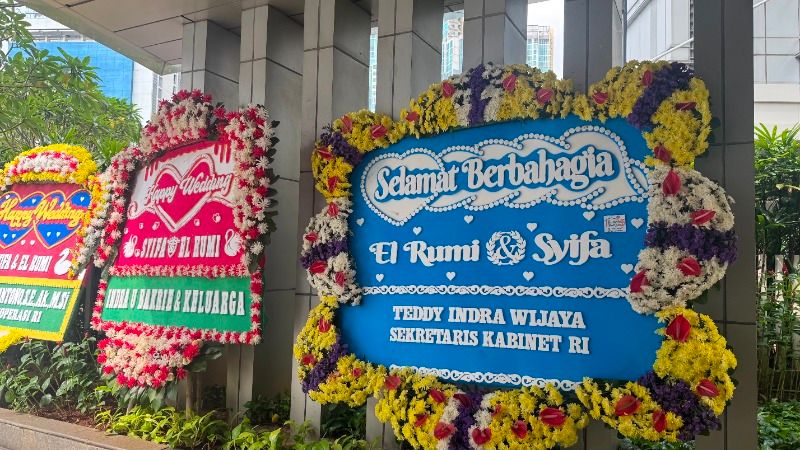 Venue Pernikahan El Rumi dan Syifa Hadju Dibanjiri Karangan Bunga: Ada Bahlil hingga Seskab Teddy