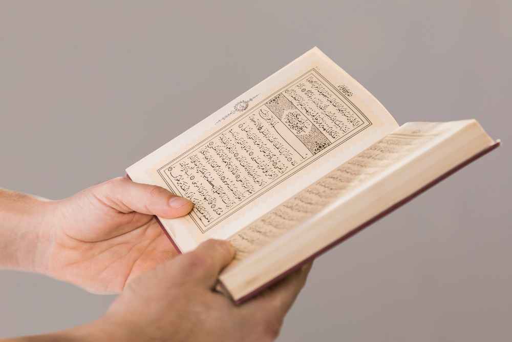 Bacaan Surat Al-waqiah Setelah Sholat Subuh Untuk Membuka Pintu Rezeki