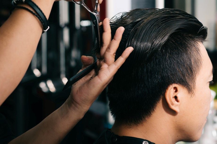 7 Arti Mimpi Potong Rambut dalam Islam, Bisa Jadi Tanda Perubahan