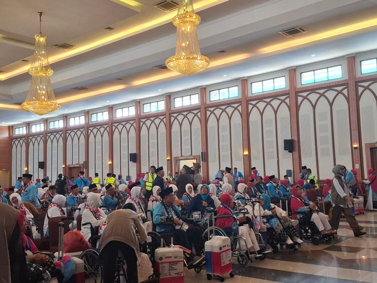 442 Jemaah dan Petugas Haji Diberangkatkan dari Embarkasi Pondok Gede