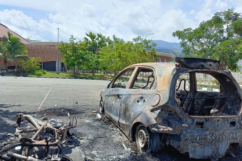 Cari Dalang Kericuhan, Polisi Olah Tkp Stadion Lukas Enembe