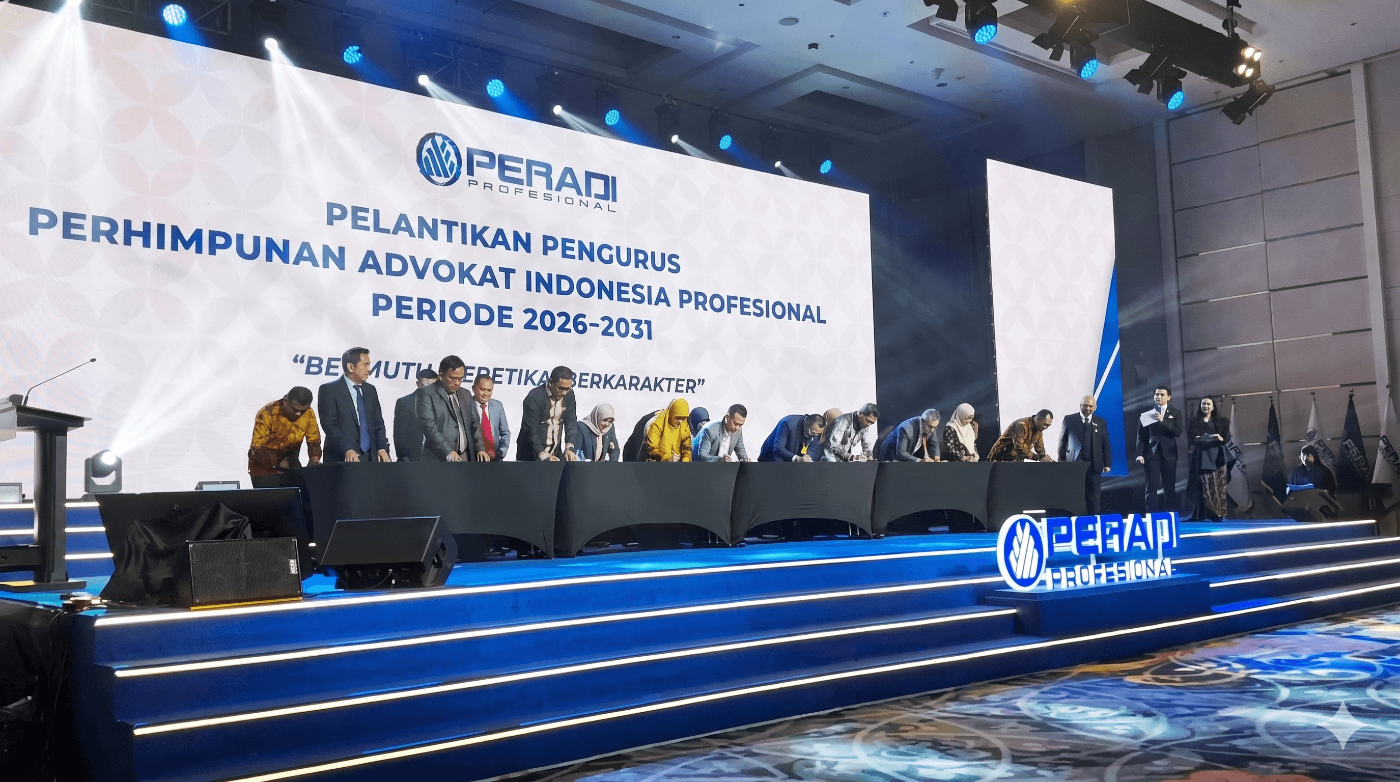 Peradi Profesional Dan 39 Universitas Teken Mou Program Pendidikan Advokat