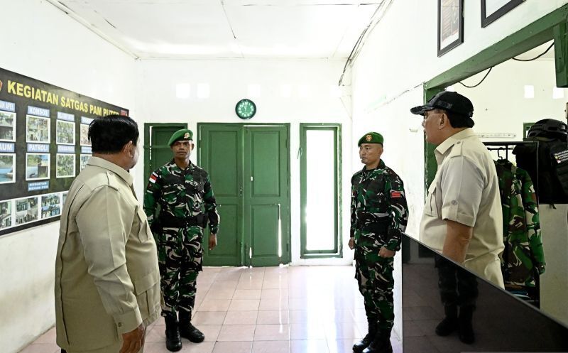 Tanpa Protokol Ketat, Prabowo Temui Prajurit Penjaga Perbatasan Di Pulau Miangas