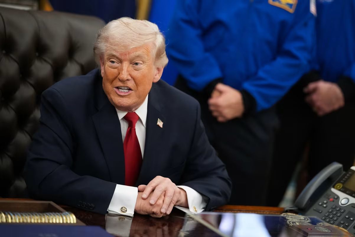 Tolak Proposal Iran, Trump Tetap Blokade Selat Hormuz demi Cekik Program Nuklir Iran