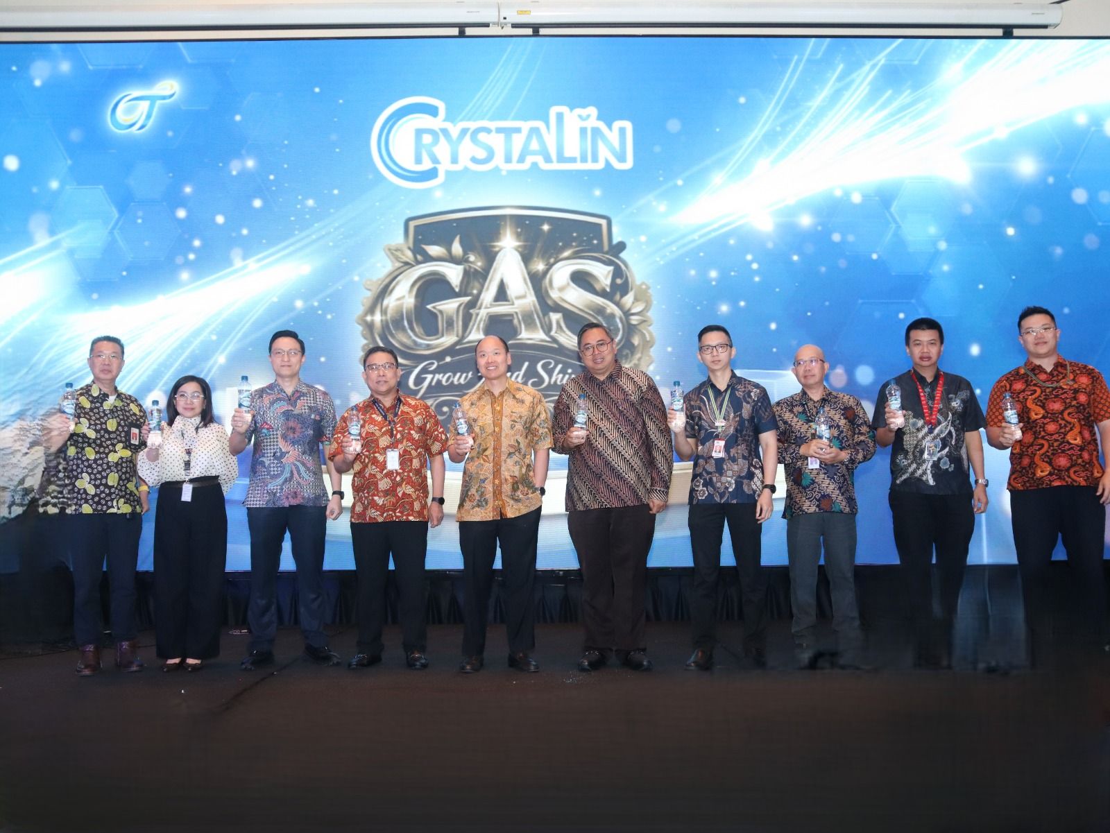 Crystalin 8+ Hadirkan Solusi Air Minum Higienis Lewat Kemasan Galon Sekali Pakai