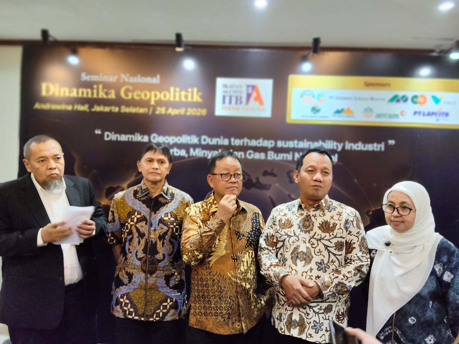 IAGL ITB Desak Pemerintah Genjot Lifting dan Industri Baterai, Ini Alasannya
