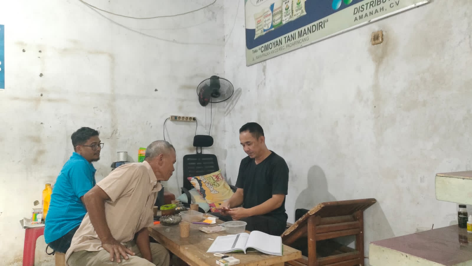 Petani Bisa Lega, Stok Pupuk Subsidi di Serang Aman dan Mudah Diakses