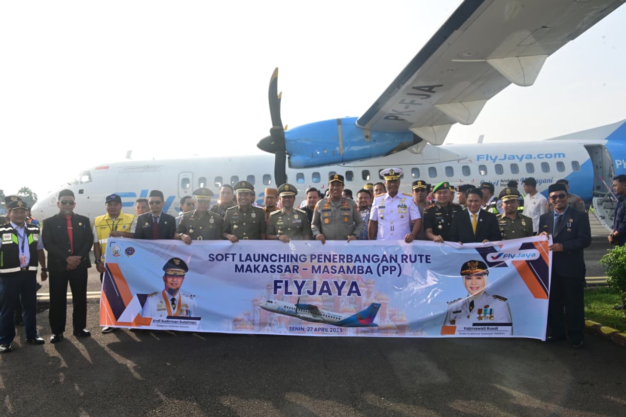 Penerbangan Perdana Fly Jaya Masamba-Makassar, Gubernur Sulsel: Solusi Mobilitas Masyarakat