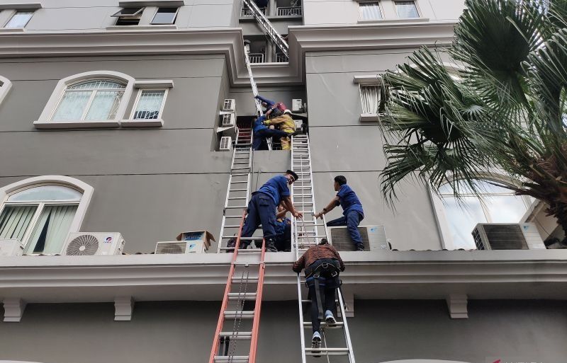 BPBD DKI Ungkap Dugaan Penyebab Kebakaran Apartemen Mediterania Jakbar