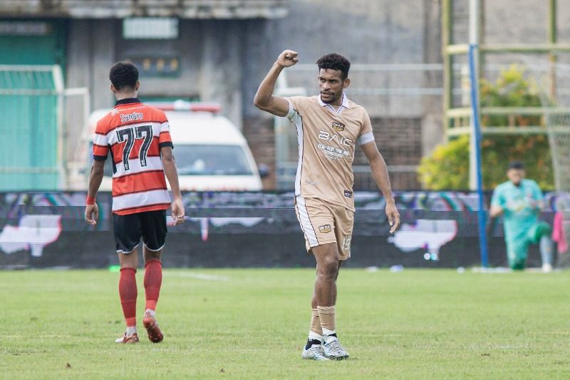 Comeback! Brace Ricky Kambuaya Bawa Dewa United Bungkam Madura United 2-1