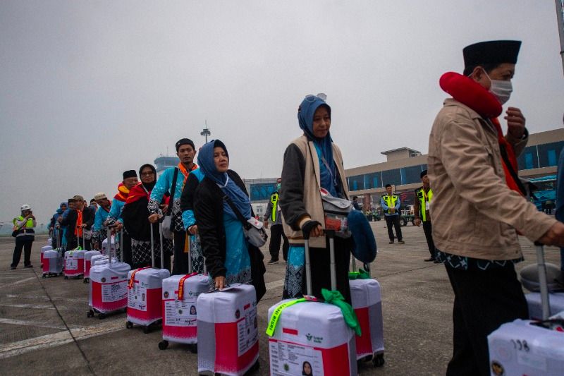Inilah Lika-liku Petugas Haji Madinah Hadapi Jemaah Lansia Demensia