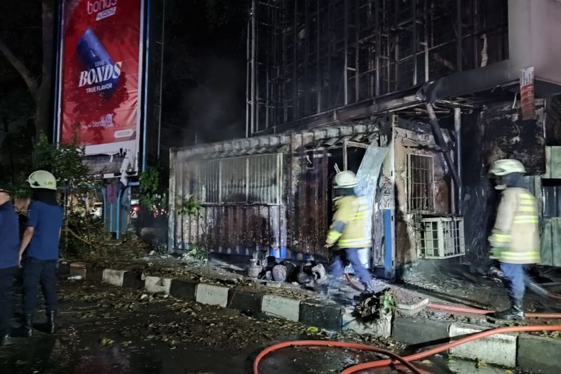 Kericuhan Aksi Buruh di Bandung Dipicu Massa Berbaju Serba Hitam