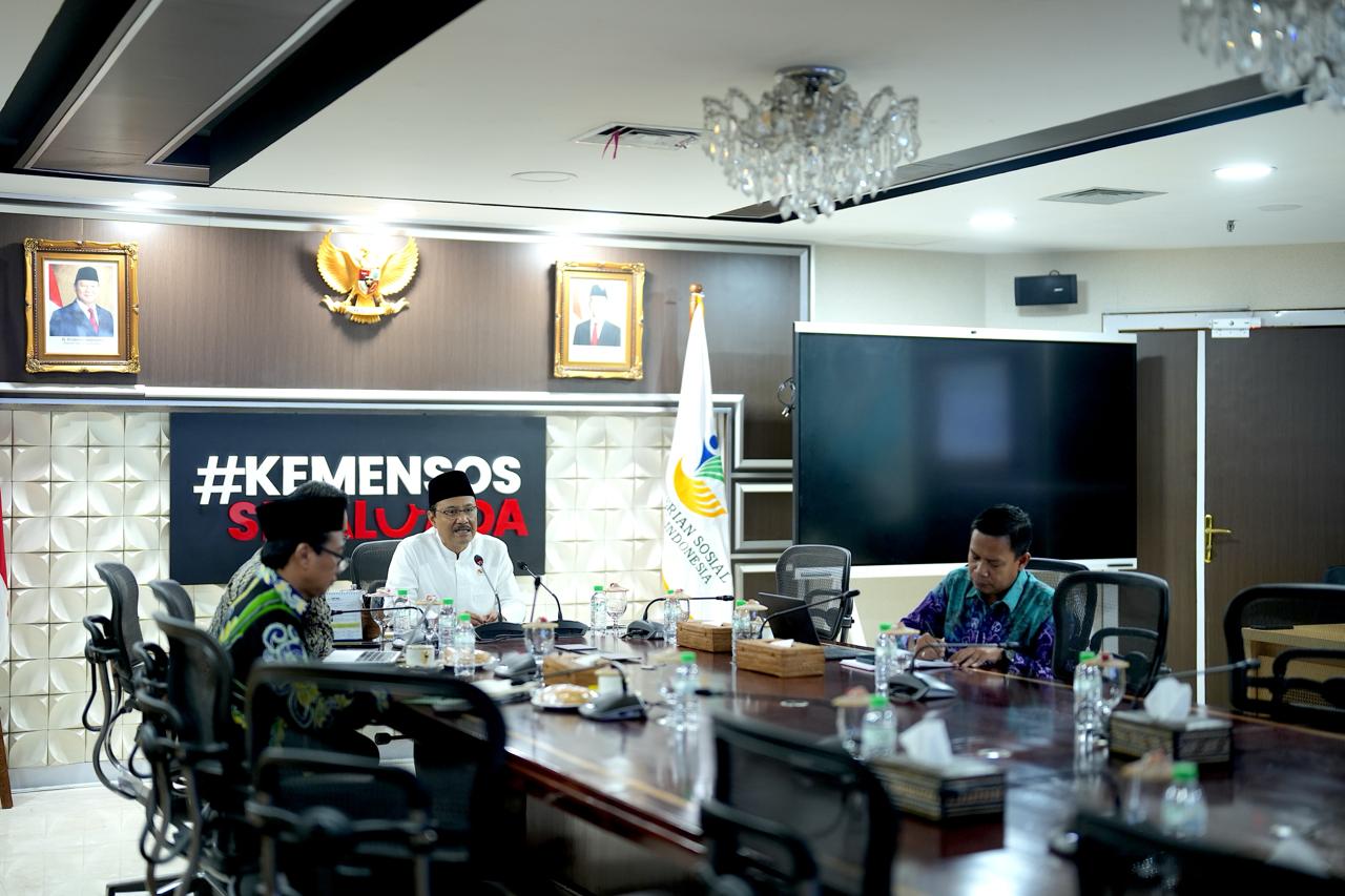 Jaring Siswa Sekolah Rakyat, Gus Ipul Minta PKH Prioritaskan Anak Terlantar dan Miskin Ekstrem