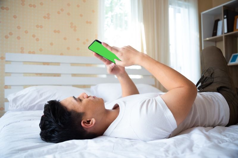 Tren “Bed Rotting” Gen Z Bisa Picu Gangguan Mental, Inilah Batas Sehat Istirahatnya