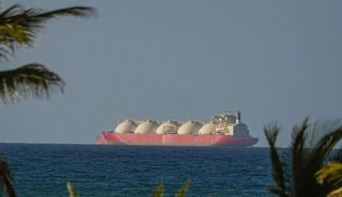 Iran Umumkan Aturan Maritim Baru di Selat Hormuz atas Perintah Khamenei