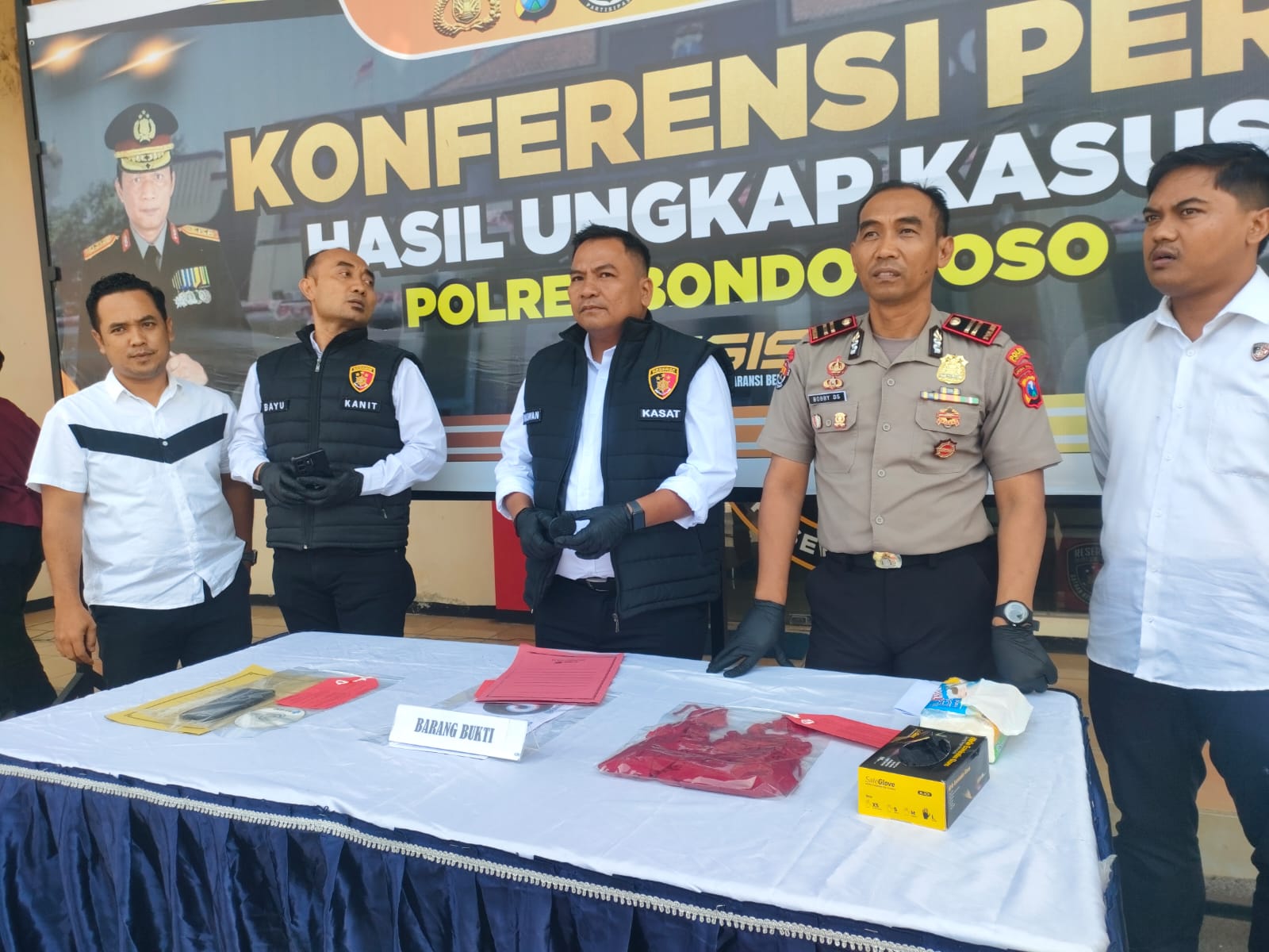 Jualan "live" Syur: Dua Sejoli Di Bondowoso Cuan Puluhan Juta!
