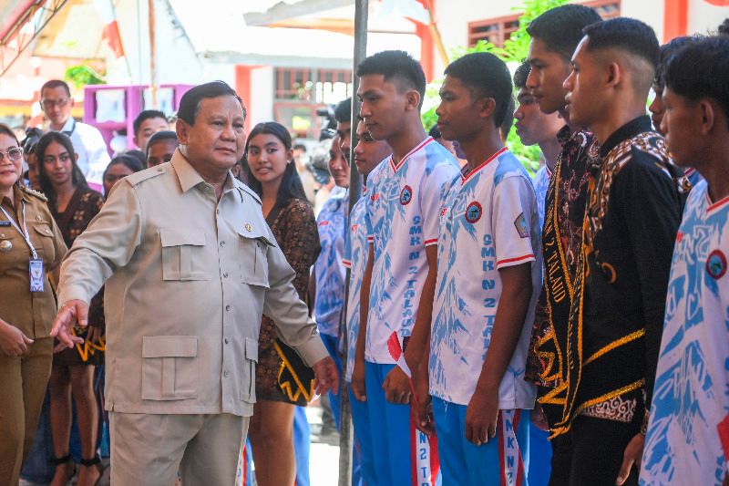 Prabowo Targetkan Semua Kelas Punya 'layar Pintar', Guru Bisa Dipantau Dari Jakarta