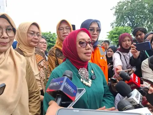 Babe Haikal Bela Menteri PPPA usai Viral Usul Gerbong Wanita Dipindah: Bukan Gitu Maksudnya
