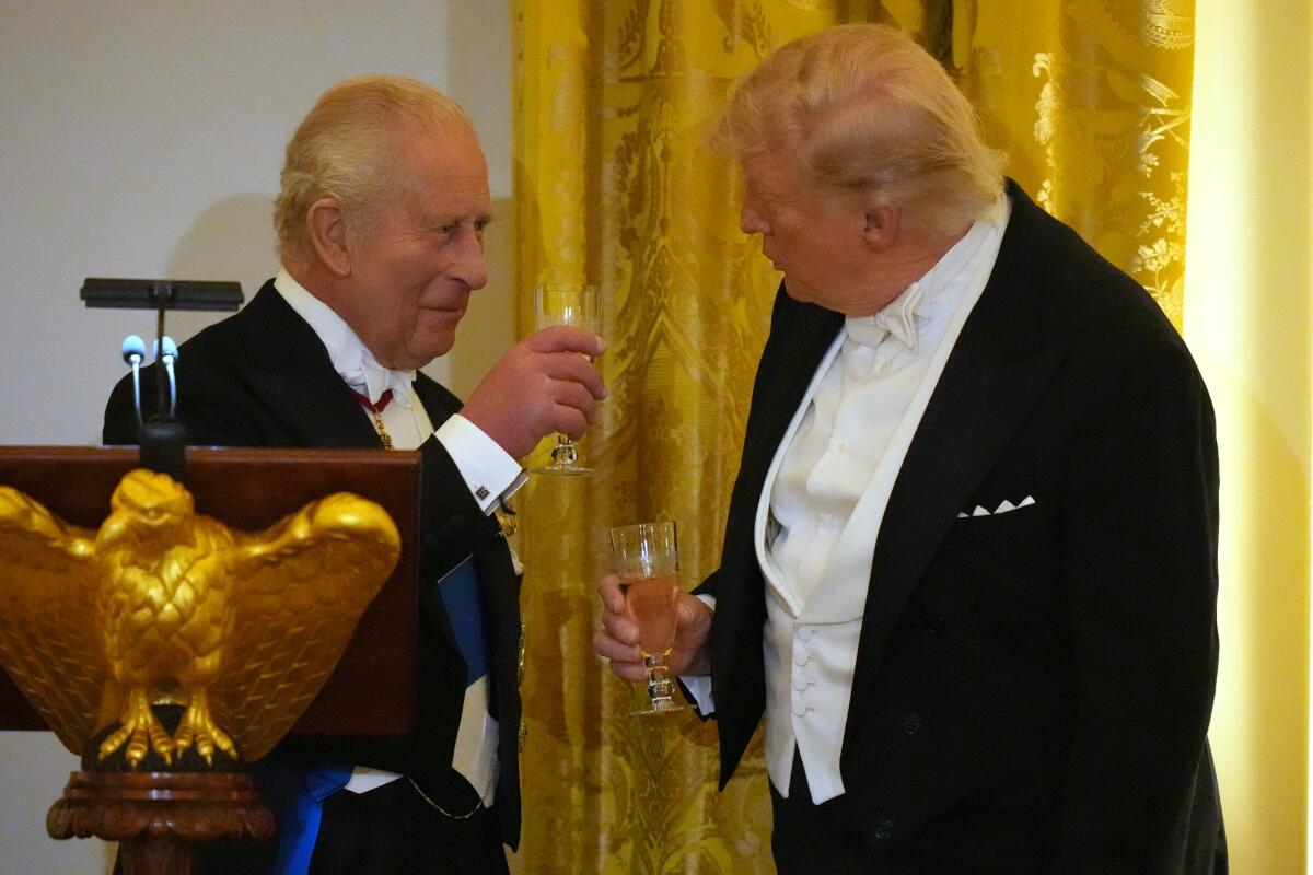 Trump Klaim Raja Charles III Siap Dukung AS Hadapi Iran